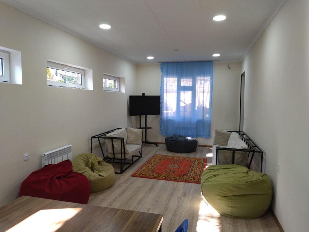 Aka Hostel Tashkent Luaran gambar